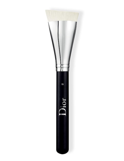 Brocha Backstage Brush Contouring #15 1