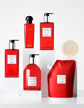 Leche corporal recomendada para hidratar día y noche Hermès Bath Line para todo tipo piel