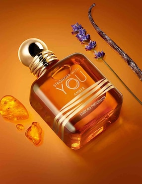 Eau de parfum Giorgio Armani Stronger With You para hombre