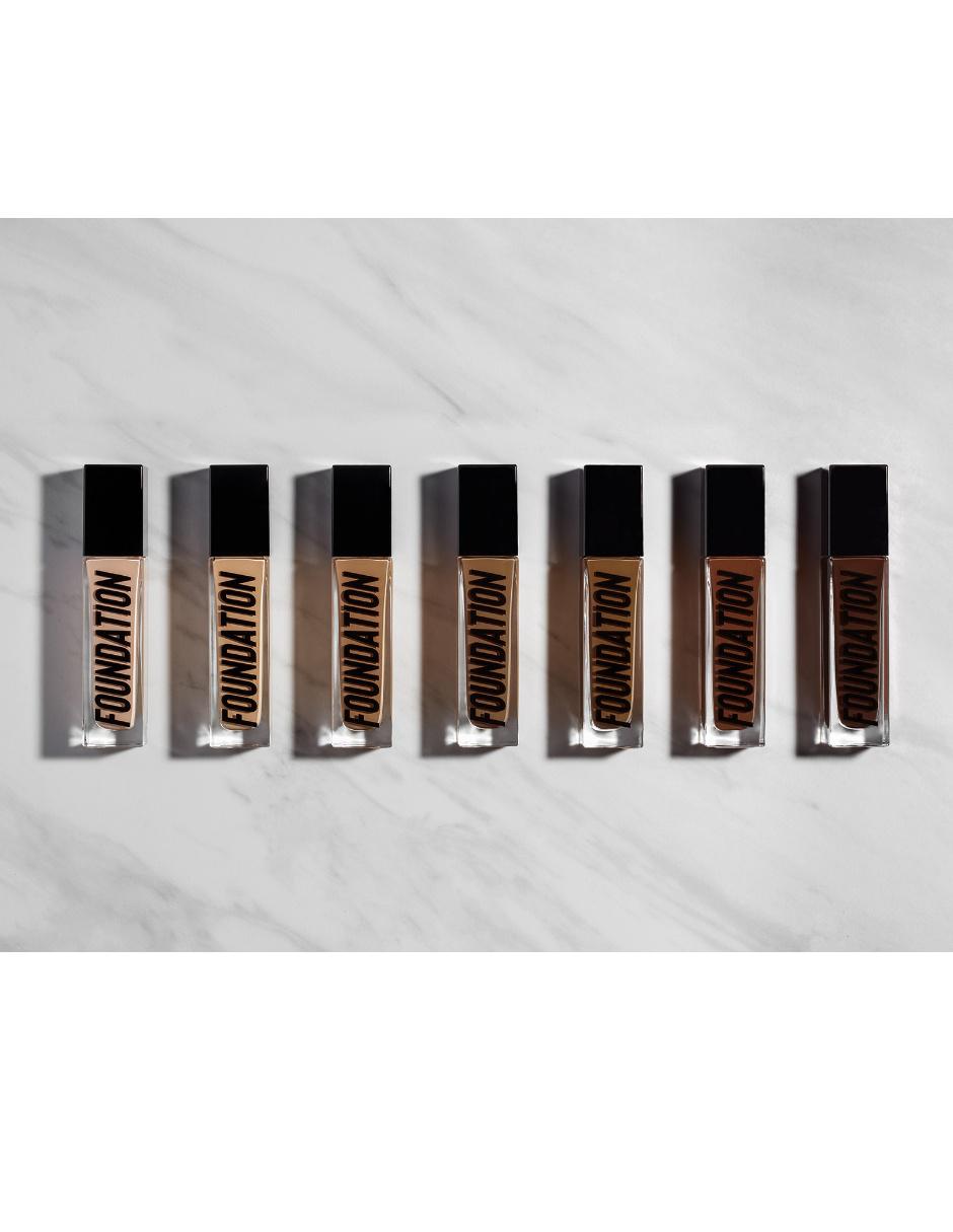 Base de maquillaje líquida luminoso 10