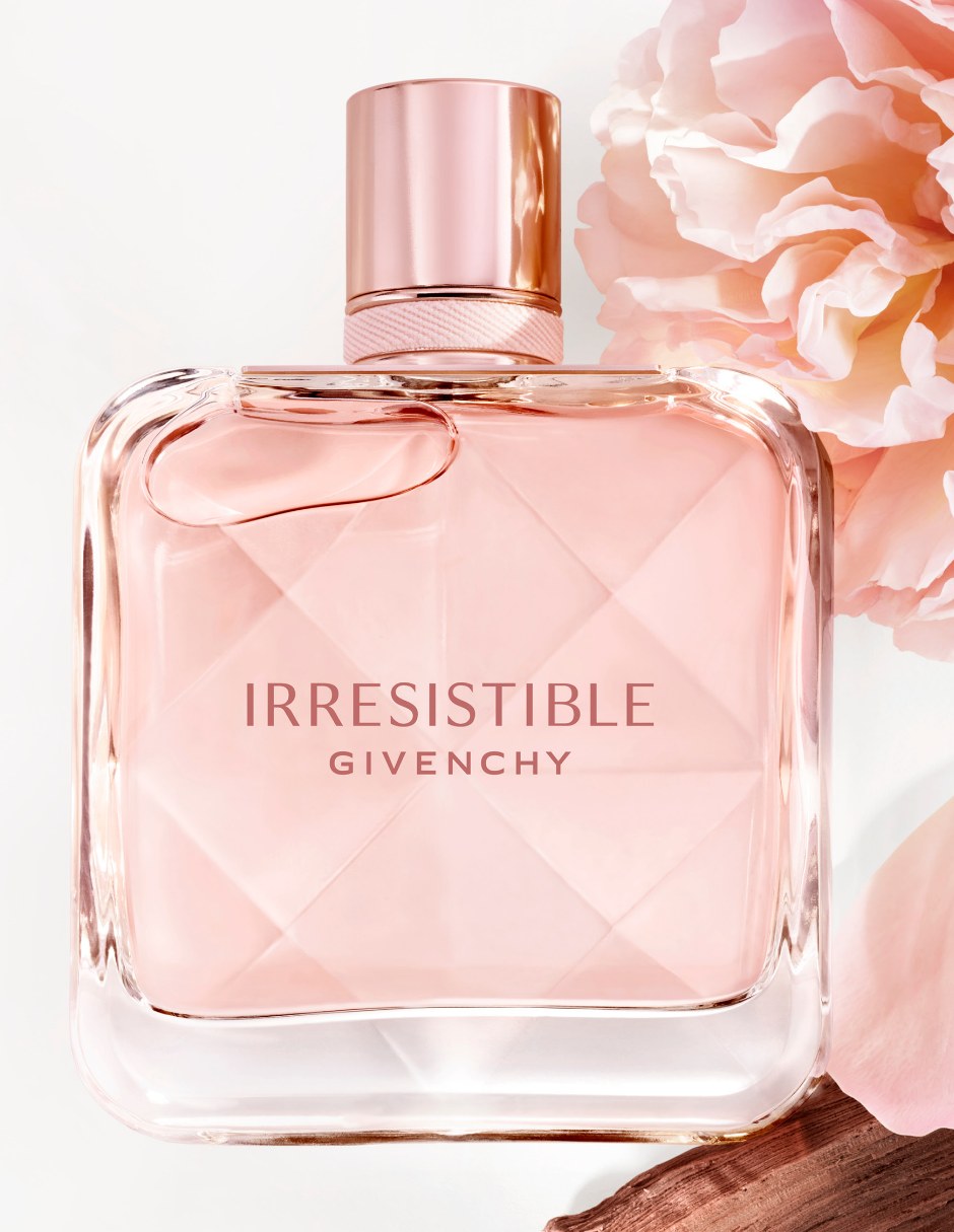 Eau de toilette fraiche Irresistible para mujer 11