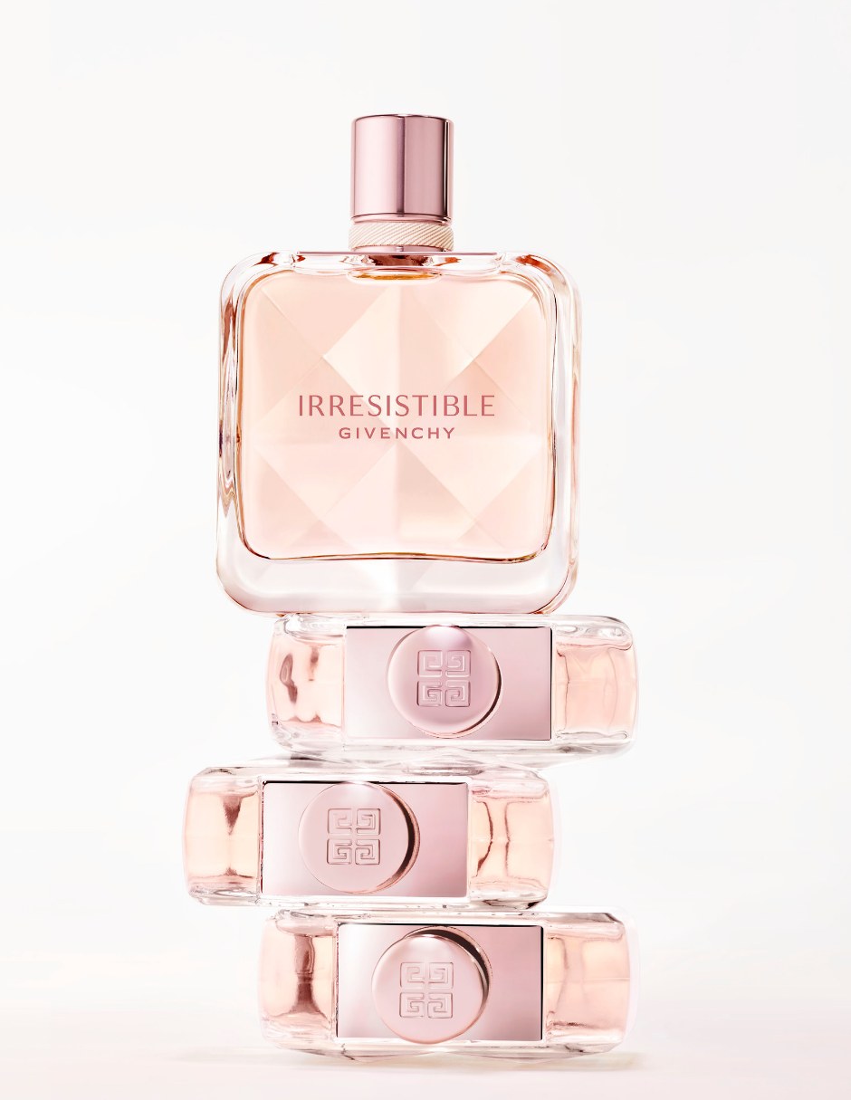 Eau de toilette fraiche Irresistible para mujer 9
