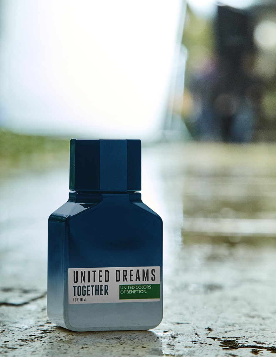 Eau de toilette United Dreams Together Him para hombre 5
