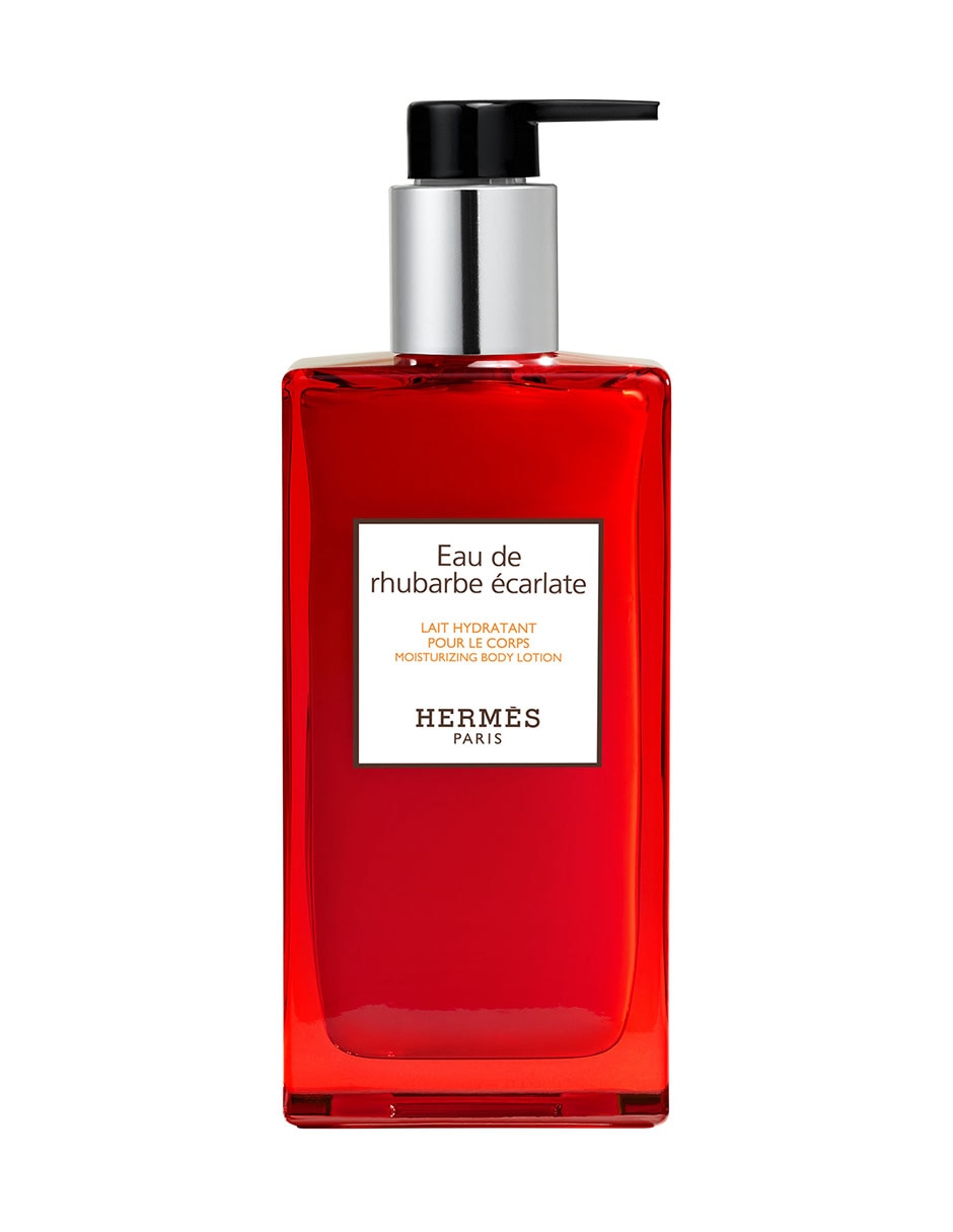 Leche corporal recomendada para hidratar día y noche Bath Line para todo tipo piel Leche corporal recomendada para hidratar día y noche Bath Line para todo tipo piel