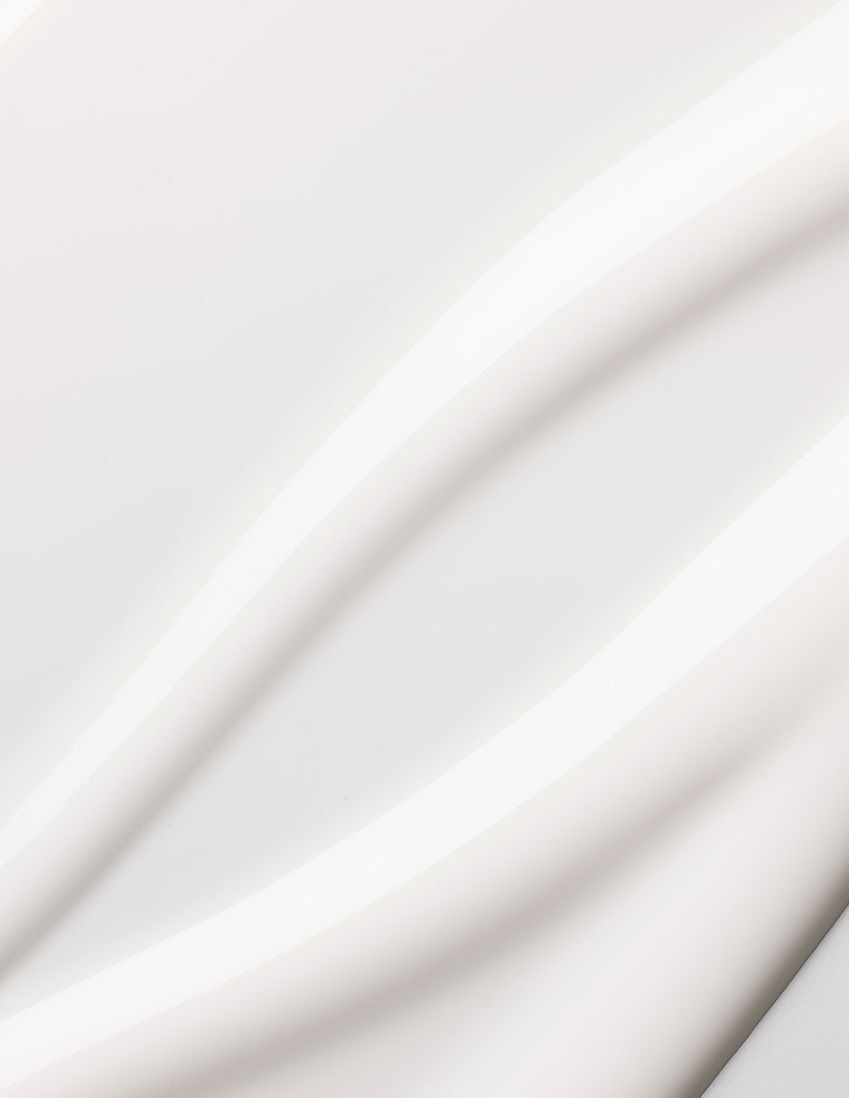 Leche corporal recomendada para hidratar día y noche Bath Line para todo tipo piel