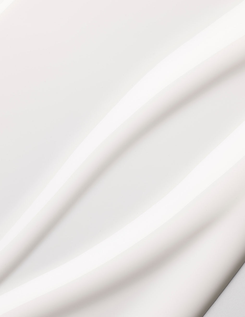 Leche corporal recomendada para hidratar día y noche Bath Line para todo tipo piel