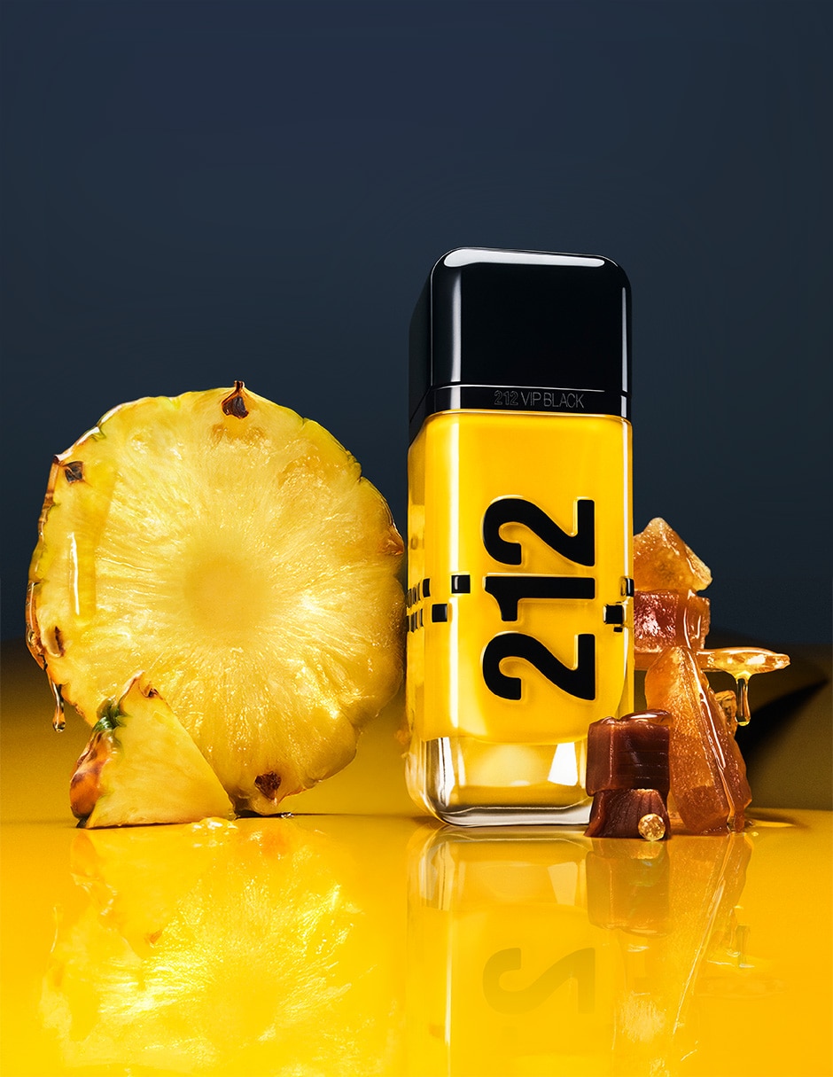 Eau de parfum 212 VIP Black Cab para hombre 4