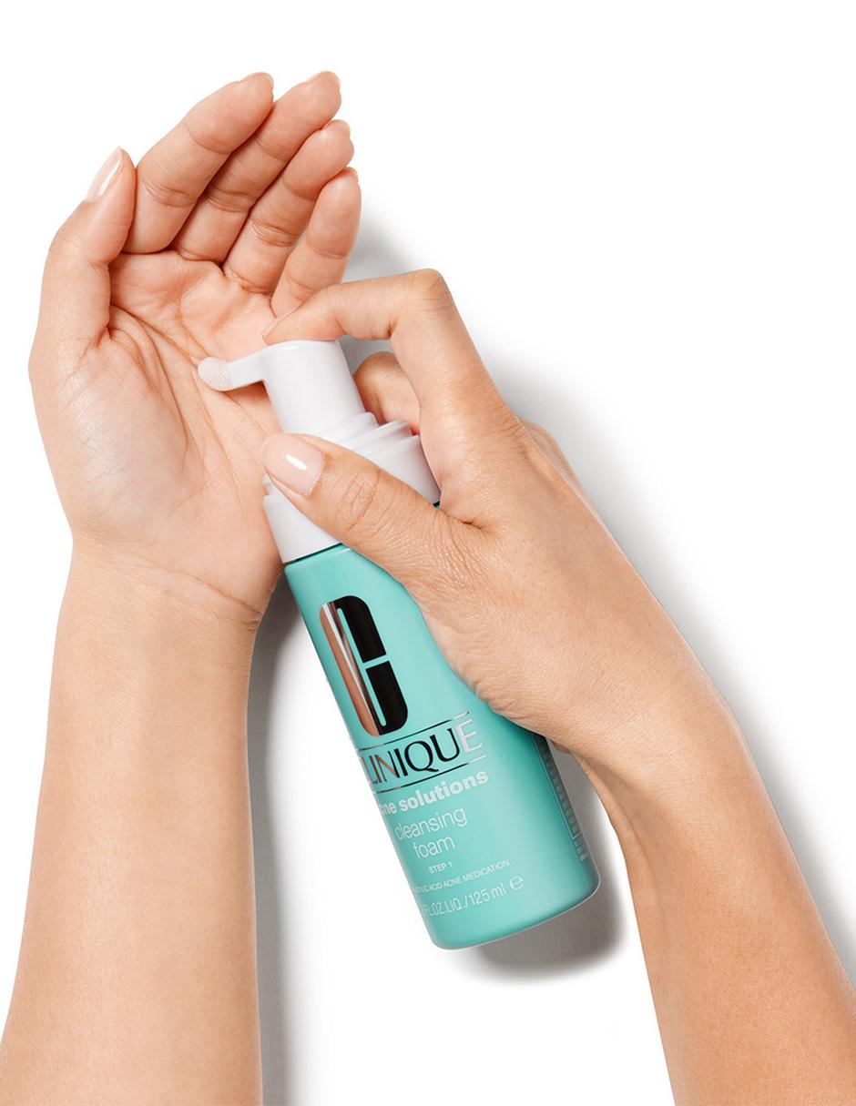 Limpiador facial Anti-Blemish Solutions Cleansing Foam para acné 6